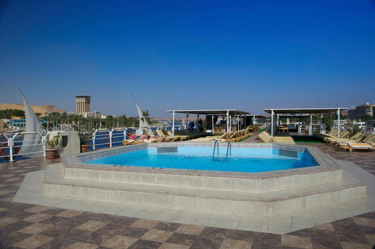 Hotel Nile Azur Luxor Exterior foto